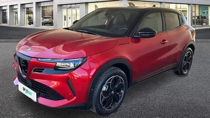Vermelho Novo 2025 Alfa Romeo Junior Edizione Speciale SUV | € 40.900 (Preço justo)