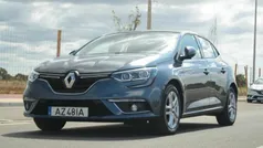 Cinzento Usado 2018 Renault Mégane IV Sedan | € 11.000 (Preço justo)