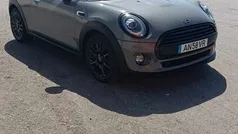 Cinzento Usado 2018 Mini Cooper D Citadino | € 11.500 (Preço justo)