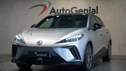 Usado 2024 MG MG4 EV Luxury Citadino | € 25.850 (Preço justo)