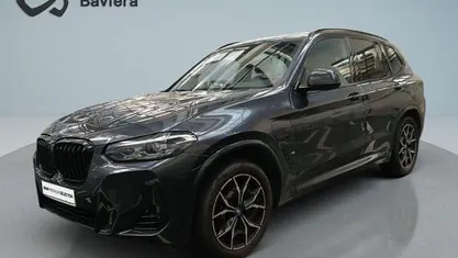 Cinzento Usado 2023 BMW X3 SUV | € 47.400 (Preço justo)