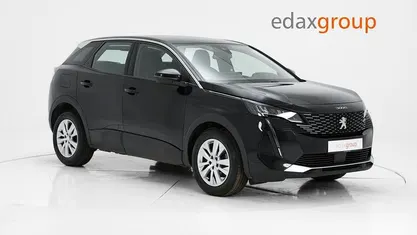 Usado Peugeot 3008 Active 130 HP (95 kW) 2021 Preto SUV