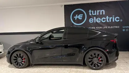 Usado 2022 Tesla Model Y SUV | € 36.900 (Preço justo)