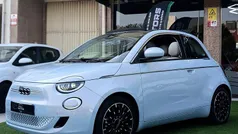 Azul Usado 2020 Fiat 500e La Prima Cabrios | € 22.900