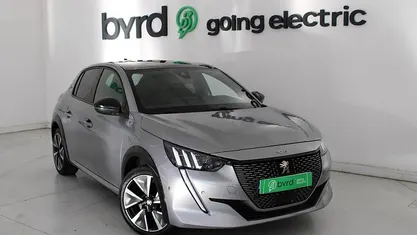 Usado Peugeot e-208 GT-line 100 kW (136 HP) 2022 Citadino