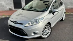 Cinza Usado 2011 Ford Fiesta Titanium X Citadino | € 6.999 (Preço justo)