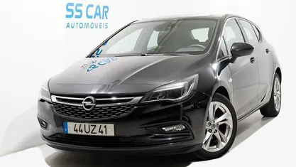 Usado Opel Astra 110 HP (80 kW) 2018 Preto