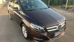 Usado 2015 Mercedes B180 Urban Monovolume | € 12.900 (Bom preço)