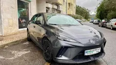 Usado 2025 MG MG4 EV Citadino | € 25.000 (Preço justo)