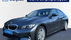 Cinza Usado 2020 BMW 330e Sedan | € 28.500 (Preço justo)