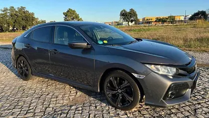 Cinzento Usado 2018 Honda Civic | € 13.500 (Super Preço)