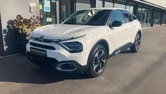 Branco Usado 2023 Citroën C4 PureTech Sedan | € 18.500 (Preço justo)