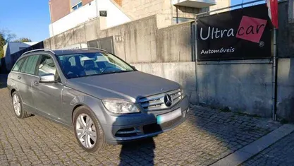 Cinzento Usado 2011 Mercedes C200 Classic Carrinha | € 11.999 (Preço justo)
