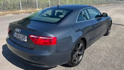 Usado Audi A5 170 HP (125 kW) 2009 Cinzento Coupé