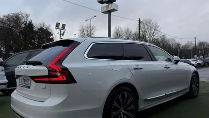 Branco Usado 2020 Volvo V90 Inscription Carrinha | € 35.750 (Preço justo)