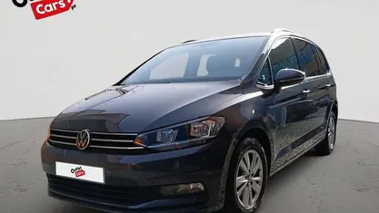 Usado VW Touran 122 HP (89 kW) 2021 Cinzento escuro Monovolume