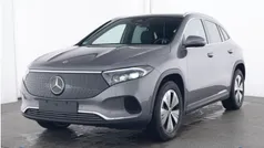 Cinzento Usado 2024 Mercedes EQA250 SUV | € 40.000 (Bom preço)