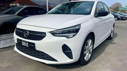 Usado Opel Corsa Business Edition 75 HP (55 kW) 2022 Branco Citadino