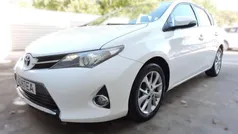 Usado 2015 Toyota Auris Comfort | € 12.750 (Bom preço)