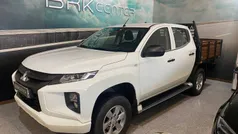 Branco Usado 2022 Mitsubishi L200 Pickup | € 34.500 (Preço justo)