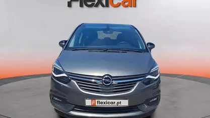 Cinza Usado 2018 Opel Zafira Dynamic Monovolume | € 14.390 (Bom preço)