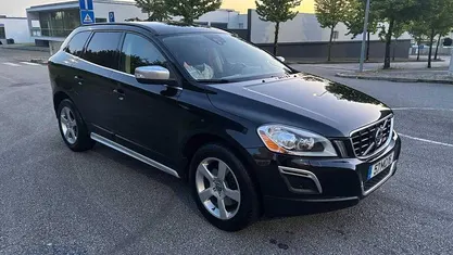 Preto Usado 2012 Volvo XC60 R-Design SUV | € 17.400 (Preço justo)