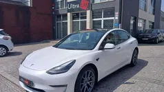 Branco Usado 2022 Tesla Model 3 Long Range Sedan | € 31.500 (Preço justo)