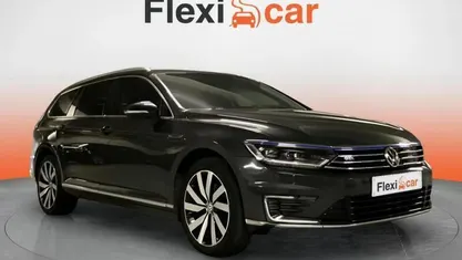 Cinzento Usado 2018 VW Passat | € 16.490 (Preço justo)