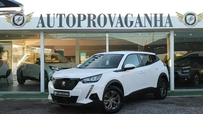 Branco Usado 2021 Peugeot 2008 Active SUV | € 18.900 (Preço justo)