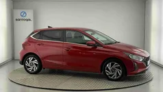 Vermelho Usado 2024 Hyundai i20 Comfort Citadino | € 17.490 (Preço justo)