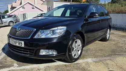 Usado 2013 Skoda Octavia Carrinha | € 7.900 (Preço justo)
