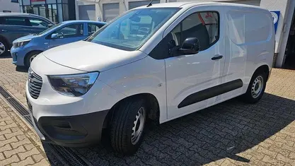 Usado Opel Combo 102 HP (75 kW) 2022 Monovolume