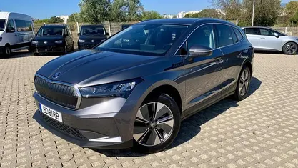 Usado Skoda Enyaq iV 150 kW (204 HP) 2023 Cinza SUV