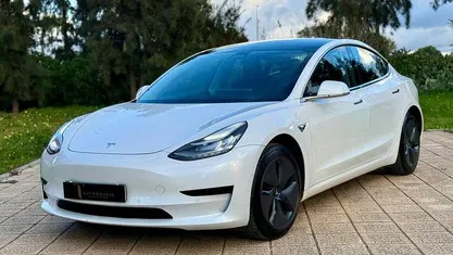 Usado Tesla Model 3 Standard Range Plus 175 kW (238 HP) 2022 Branco Sedan