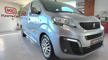 Cinzento Usado 2021 Peugeot Traveller Monovolume | € 26.250 (Bom preço)
