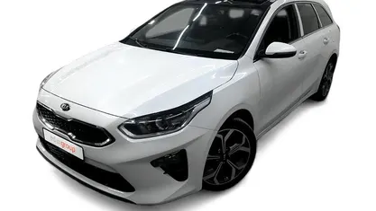 Usado Kia Ceed Sportswagon 136 HP (100 kW) 2020 Branco Carrinha