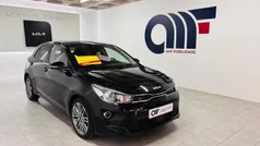 Preto Usado 2023 Kia Rio | € 15.899 (Preço justo)