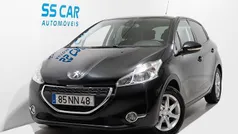 Preto Usado 2013 Peugeot 208 Style Citadino | € 7.490 (Preço justo)