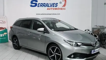 Cinzento Usado 2017 Toyota Auris Touring Sports Carrinha | € 16.500 (Preço justo)