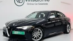 Preto Usado 2016 Alfa Romeo Giulia Super Sedan | € 18.750 (Super Preço)