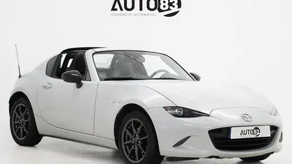 Usado Mazda MX5 131 HP (96 kW) 2018 Cinzento Cabrios