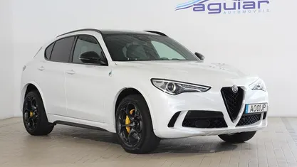 Branco Usado 2021 Alfa Romeo Stelvio Quadrifoglio SUV | € 68.900 (Preço justo)