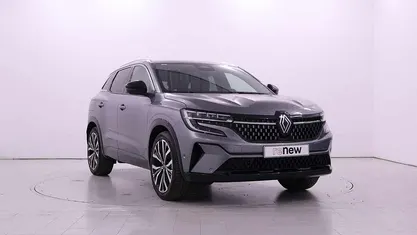 Cinzento Usado 2023 Renault Austral SUV | € 32.490 (Preço justo)