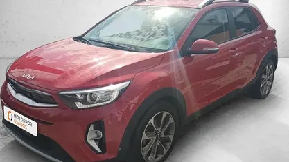 Vermelho Usado 2024 Kia Stonic SUV | € 19.750 (Preço justo)