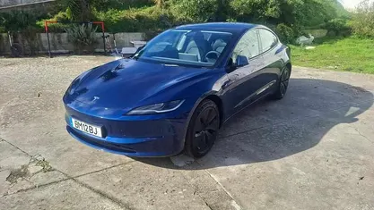 Usado 2024 Tesla Model 3 Standard Range Sedan | € 34.000 (Bom preço)