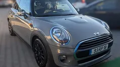Cinzento Usado 2016 Mini ONE Citadino | € 13.900 (Preço justo)