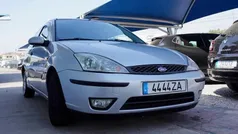 Usado 2004 Ford Focus Sedan | € 2.350 (Preço justo)