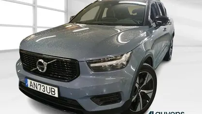 Cinza Usado 2022 Volvo XC40 R-Design SUV | € 34.500 (Preço justo)