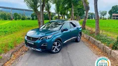 Verde escuro Usado 2018 Peugeot 5008 Allure Monovolume | € 20.990 (Preço justo)