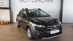 Cinzento Usado 2022 Dacia Sandero Citadino | € 15.900 (Preço justo)